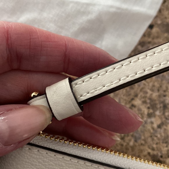 NWT Coach Corner Zip Wristlet Floral (Wristlet Only-Doesn’t Include Dust Bag) - Picture 17 of 17